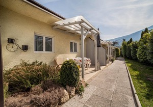 'Camping Adler Bungalow 15' with Mountain View, Terrace, Shared Pool & Wi-Fi