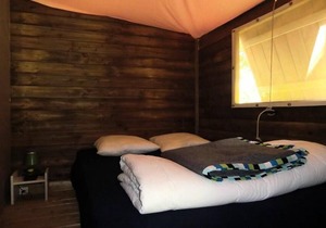 Camping du Port Mulon * - Ecolodge sur Pilotis 3 Rooms 4 People