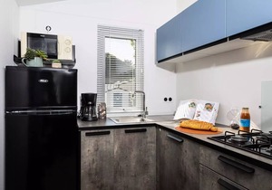 Campsite Domaine des Salins * - Mobilhome Grand Confort 27m2/2 bedrooms with covered terrace 4 people