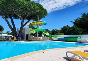 Campsite Domaine des Salins * - Mobilhome Grand Confort 30m2/2 bedrooms with covered terrace 5 people