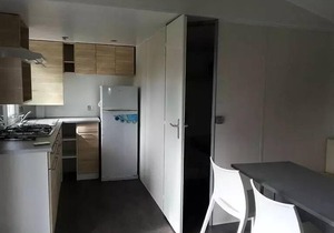 Campsite La Simioune in Provence * - Mobile home VENTOUX - 2 bedrooms + TV (2 adults + 2 children) 2 to 4 people - 2 pers. included in the tariff