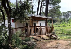 Campsite La Simioune in Provence * - Mobile home Air-conditioned PROVENCE -2 bedrooms + TV (2 adults + 2 children) 2 to 4 people - 2 pers. included in the tariff