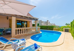 Can Fama - Three Bedroom Villa, Sleeps 6
