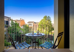 CAN TARONGETA 1-1 Modern and charming apartment close to the beach