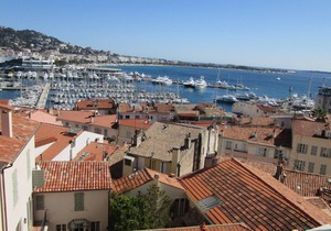 Cannes, 3 rooms with magnificent sea views of the harbor 4-6pers wide terrace.