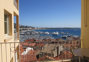 Cannes, 3 rooms with magnificent sea views of the harbor 4-6pers wide terrace.