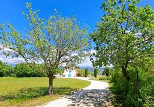 Cante Grillet - 295 Chemin des Contards - 84480 Lacoste