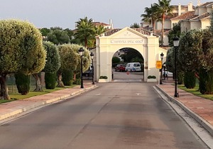 Capanes del Golf - Stunning 2 Bed Golfer and Family-friendly Apartment