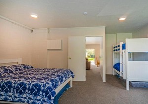 Captains Bach at Cooks - Downstairs Holiday Unit