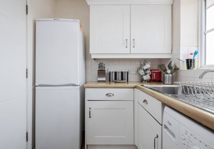 Captivating 3-Bed Apartment in Grays