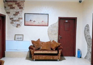 Caravan Hotel