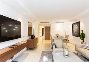 Carlton area : Luxury & new 2 beds/2 baths