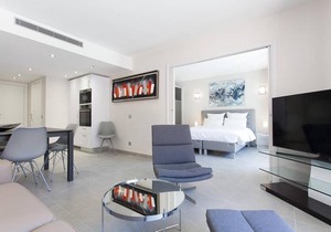 Carlton area: New 2 beds / 2 baths