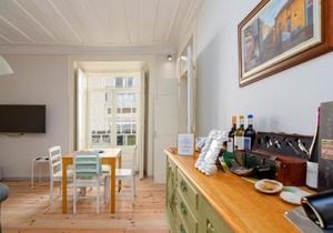 Carmo's Residence Art Apartments 1°