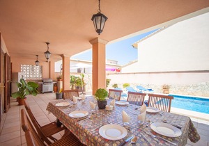 Cas Barber - Four Bedroom Villa, Sleeps 8