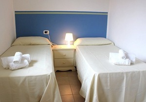 Casa Aliade C, fully refundable with voucher*: A welcoming apartment that is part of a villa surrounded by the greenery.