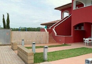 Casa Aliade D, fully refundable with voucher*: A welcoming apartment that is part of a villa surrounded by the greenery.