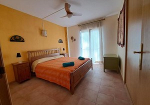 Casa Amarilla