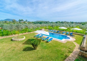 Casa Campillos - Five Bedroom Villa, Sleeps 10