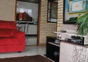 Casa com Piscina em Morrinhos/ Bombinhas -SC