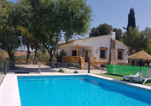 Casa de Campo Carmeli, surrounded by nature and in the center of Andalusia.