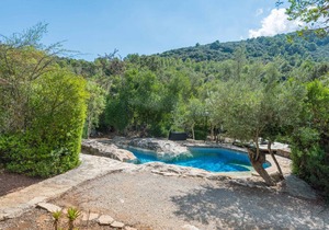 Casa De Piedra