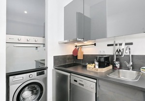 Casa Nanit Apt A near Camp Nou