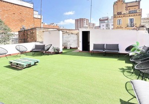 Casa Nanit Apt B near Camp Nou