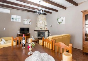 Casa Familiar La Lobita 1