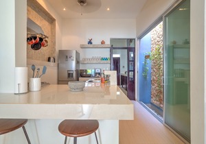 Casa Gatita, Santiago Stunner with Garage