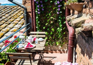 Casa in Torre Medioevale con Vista a Certaldo