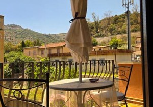 Casa La Ferula apt2 vicino al mare e Taormina con balcone