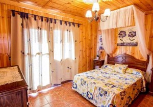 Casa Las Olivas Sayalonga by Ruralidays