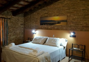 Casa Llebra II, rehabilitated town houses