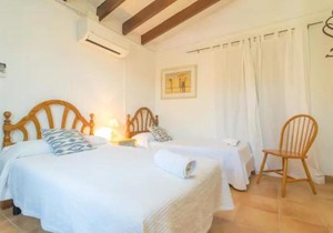 Casa Margarita, casa con piscina en fornalutx