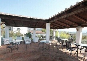 Casa Nocciola A, fully refundable with voucher*: A graceful two-story apartment surrounded by the greenery.