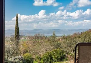 Casa Paciano, near town, apartments with pool, Vite