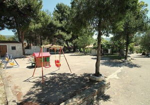 Casa Panna A, fully refundable with voucher*: A cheerful apartment that is part of a small villa located right on the beach, with Free WI-FI.