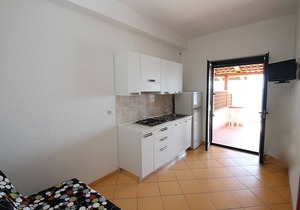 Casa Panna D: A cheerful apartment that is part of a small villa located right on the beach, with Free WI-FI.