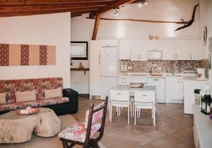 Casa rural con piscina en Hoya de Tunte - 4