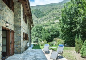 Casa Salient by Totiaran