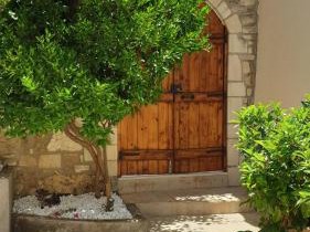 Casa Sofia Apt#1, By Hellocrete