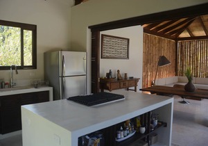 Casas de Agua. Villa Agua Viva. Natural walking trail to the beach.