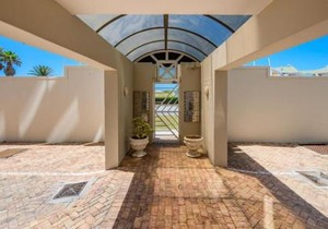 Cascades Self-Catering Apartments