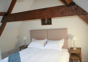 Cat and Custard Pot Inn