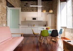 Cathedral Suites. Emblematic House. Apartment 4