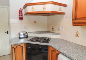 CATKIN COTTAGE, pet friendly, character holiday cottage in Wooler