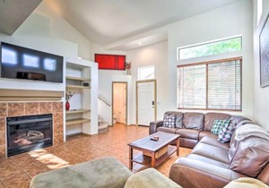 Cave Creek Retreat with Private Pool and Hot Tub!