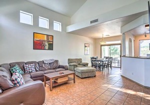 Cave Creek Retreat with Private Pool and Hot Tub!