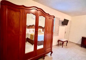 Cayetana Jaüs Merida Carlota’s Room Paseo Montejo